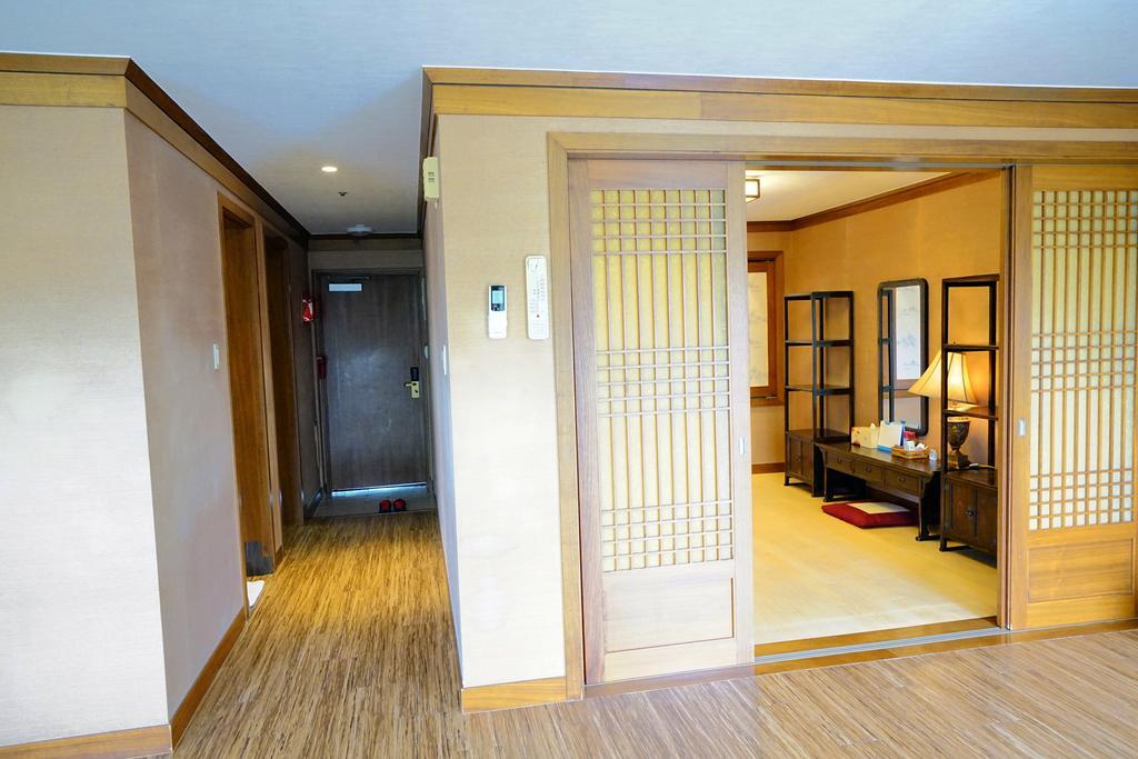 Lake Hills Jeju Resort Seogwipo Exterior foto